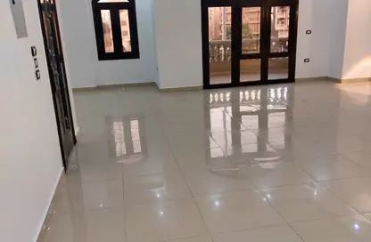 Office Space - Studio - 2 Bathrooms for rent in El Yasmeen 6 - El Yasmeen - New Cairo City - Cairo