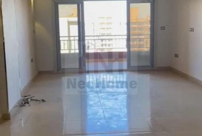 8322903 - Property Image 2