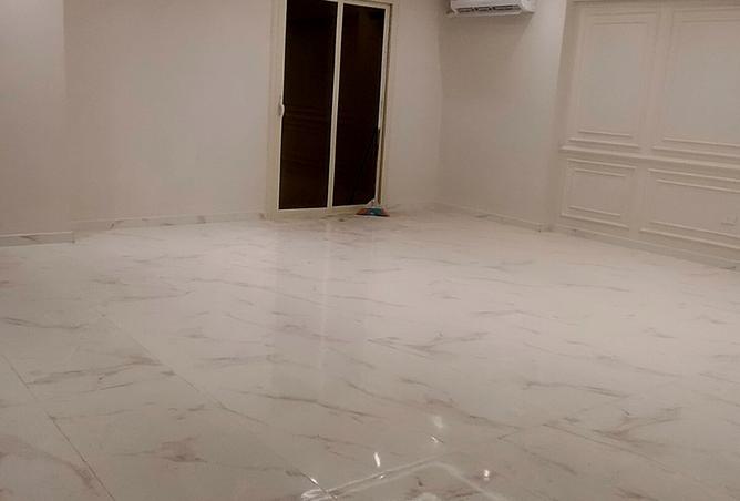 8180969 - Property Image 3