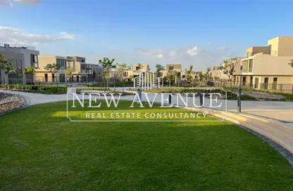 فيلا - 5 غرف نوم - 8 حمامات للبيع في سوديك ايست - الحي السادس - هليوبوليس الجديدة - القاهرة