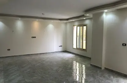 Apartment - 3 Bedrooms - 3 Bathrooms for rent in 7th District - Sheikh Zayed City - Giza