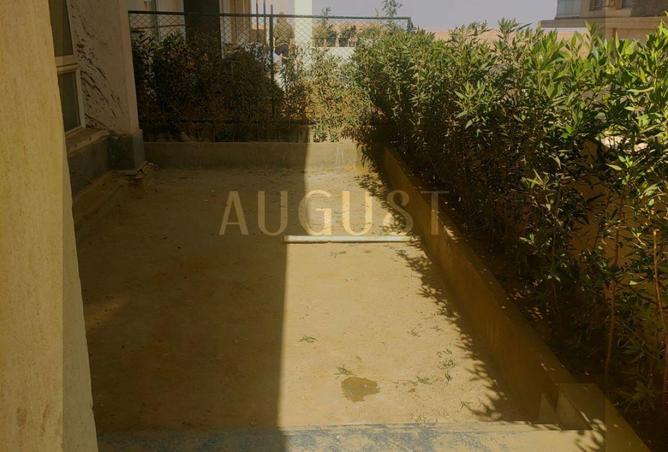 8392877 - Property Image 2