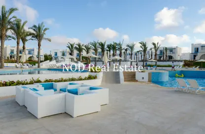 Chalet - 3 Bedrooms - 2 Bathrooms for sale in Mountain View - Ras Al Hekma - North Coast