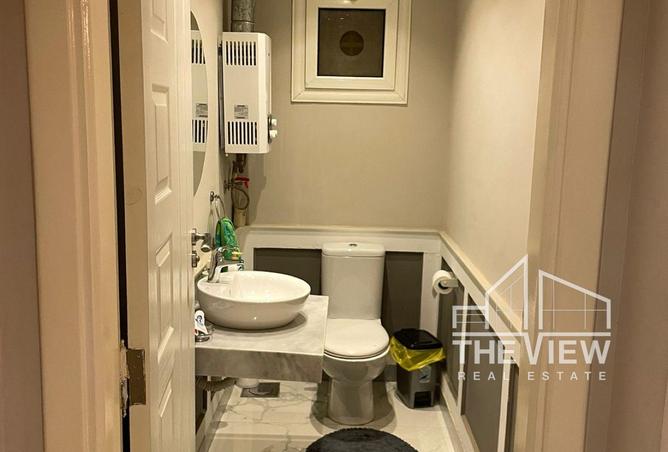 8064267 - Property Image 2