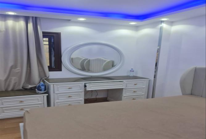 8040413 - Property Image 3