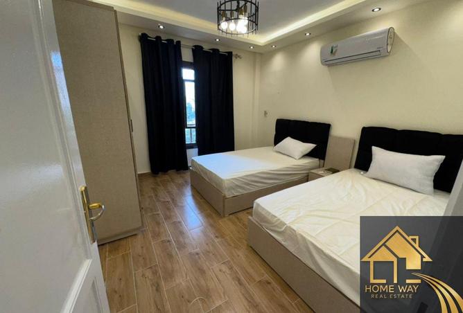 8163891 - Property Image 2