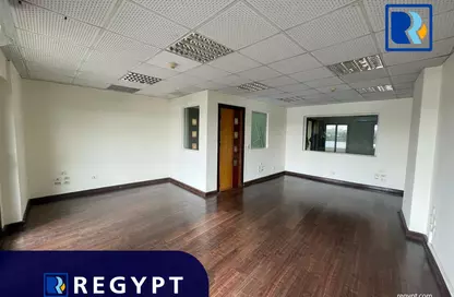 Whole Building - Studio - 5 Bathrooms for rent in Cornish El Nile St. - Maadi - Hay El Maadi - Cairo