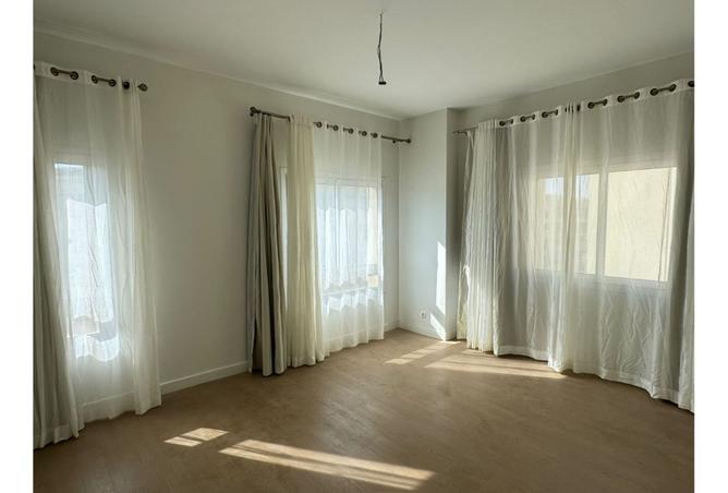 8288293 - Property Image 2