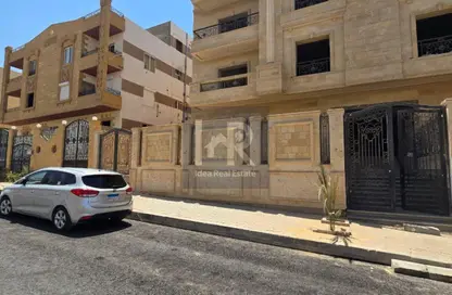 شقة - 4 غرف نوم - 2 حمامات للبيع في حى القرنفل - التجمع الخامس - مدينة القاهرة الجديدة - القاهرة