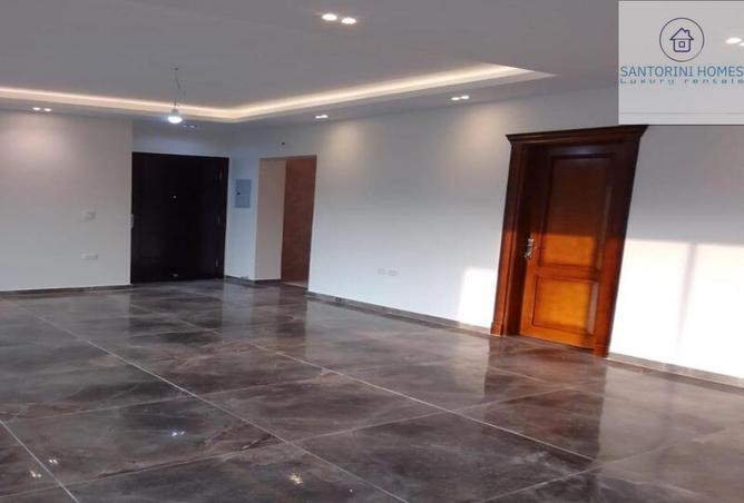 8033089 - Property Image 2