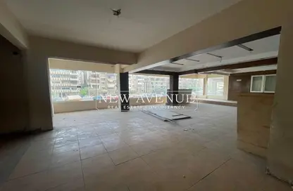 Retail - Studio - 2 Bathrooms for sale in Beirut St. - Al Gamea Square - Heliopolis - Masr El Gedida - Cairo