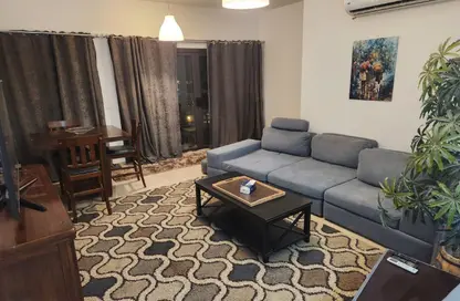 شقة - 3 غرف نوم - 2 حمامات للايجار في فيفث سكوير - التجمع الخامس - مدينة القاهرة الجديدة - القاهرة