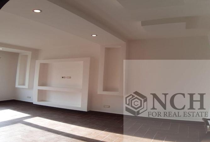 8364375 - Property Image 2