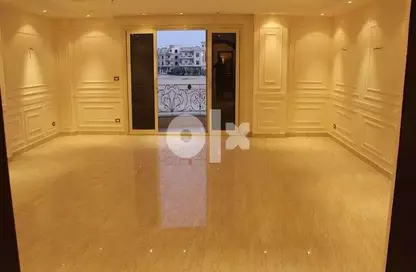 Villa - 1 Bedroom for sale in Area A - Ganoob El Acadimia - New Cairo City - Cairo
