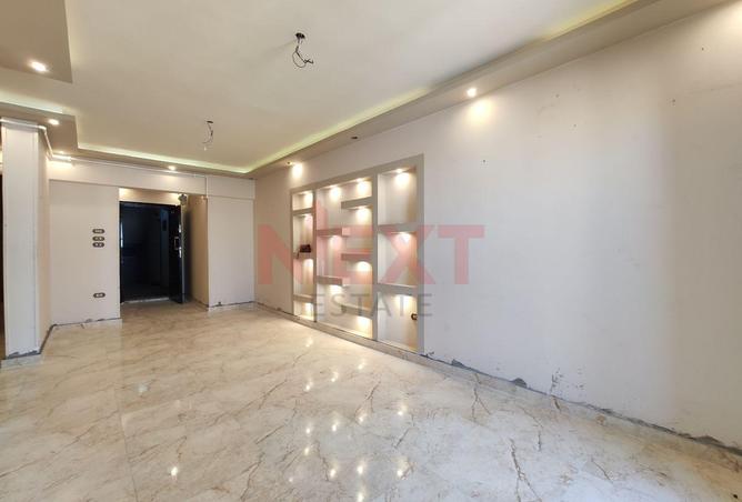 7806082 - Property Image 3