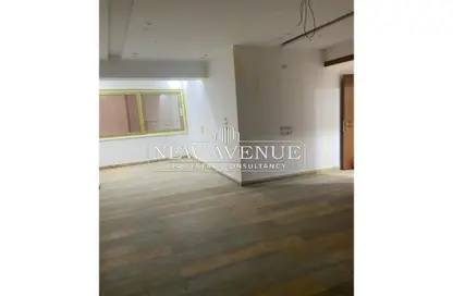 Apartment - 4 Bedrooms - 3 Bathrooms for sale in Al Shouyfat - 5th Settlement Compounds - The 5th Settlement - New Cairo City - Cairo