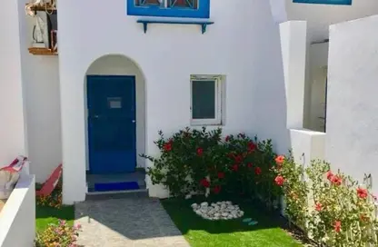 Chalet - 3 Bedrooms - 3 Bathrooms for sale in Mountain View - Ras Al Hekma - North Coast