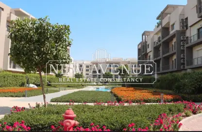 Apartment - 3 Bedrooms - 3 Bathrooms for sale in Moon Residences - Fifth Square - The 5th Settlement - New Cairo City - Cairo