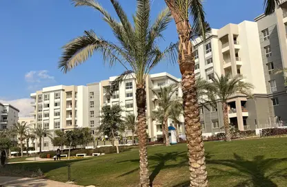 Apartment - 2 Bedrooms - 2 Bathrooms for sale in Hyde Park - 5th Settlement Compounds - The 5th Settlement - New Cairo City - Cairo