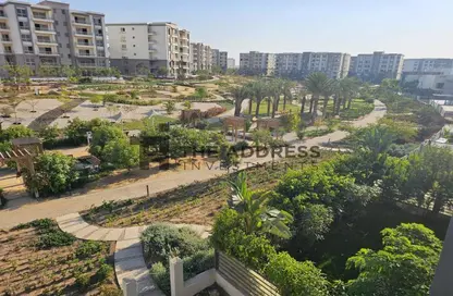 Villa - 5 Bedrooms - 4 Bathrooms for sale in Hyde Park - 5th Settlement Compounds - The 5th Settlement - New Cairo City - Cairo