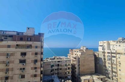 Apartment - 3 Bedrooms - 2 Bathrooms for rent in Camp Chezar - Hay Wasat - Alexandria