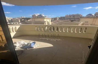 Apartment - 3 Bedrooms - 2 Bathrooms for sale in Mohamed Fawzy Moaz St. - Smouha - Hay Sharq - Alexandria