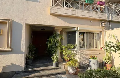 Villa - 5 Bedrooms - 5 Bathrooms for sale in Greens - 6th District - Sheikh Zayed City - Giza