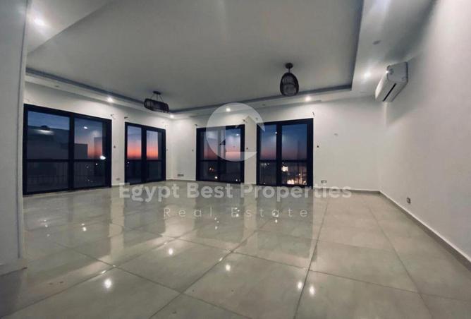 8018360 - Property Main Image