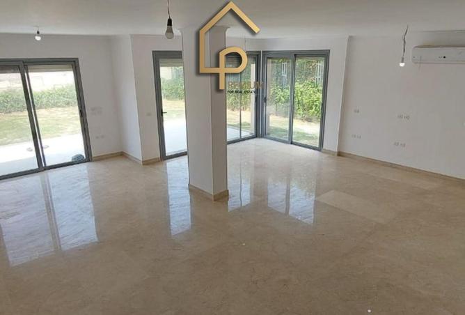 8387321 - Property Image 3