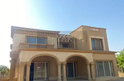 فيلا - 5 غرف نوم - 6 حمامات للبيع في لا ريف - كمبوندات القطامية - القطامية - مدينة القاهرة الجديدة - القاهرة