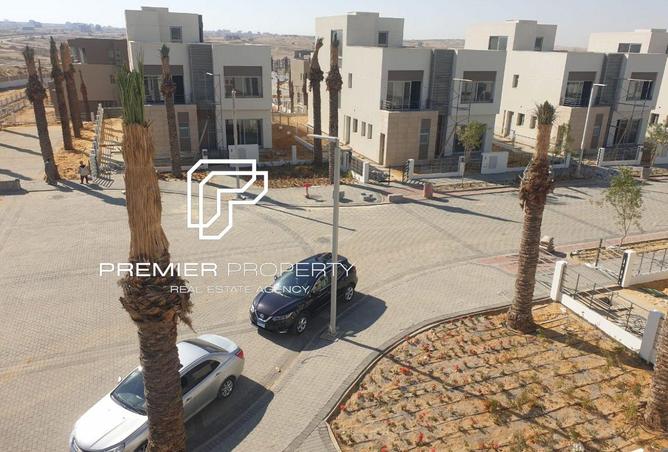 8233040 - الصورة الرئيسية للعقار