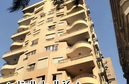 شقة - 5 غرف نوم - 4 حمامات للبيع في المهندسين - الجيزة