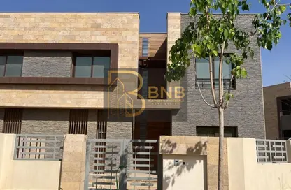 Villa - 5 Bedrooms - 5 Bathrooms for sale in Taj City - 5th Settlement Compounds - The 5th Settlement - New Cairo City - Cairo