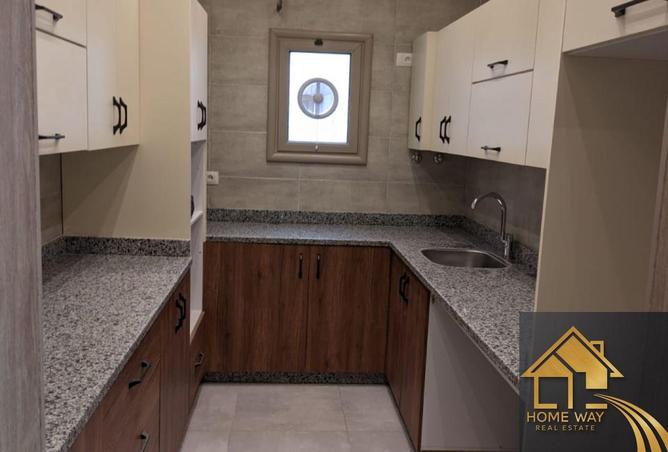 8421731 - Property Image 2