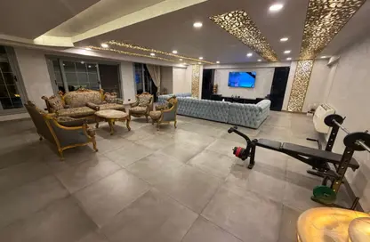 شقة - 3 غرف نوم - 3 حمامات للبيع في الدقي - الجيزة شقة - 3 غرف نوم - 3 حمامات للبيع في الدقي - الجيزة