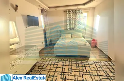 شقة - 3 غرف نوم - 2 حمامات للايجار في شارع مجمع ميامي - ميامي - حي اول المنتزة - الاسكندرية