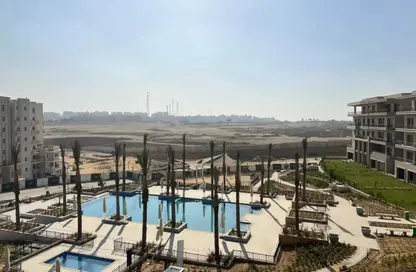 Apartment - 3 Bedrooms - 3 Bathrooms for sale in The Fourteen Golf Residences - Uptown Cairo - Mokattam - Cairo