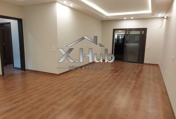 8239668 - Property Image 2