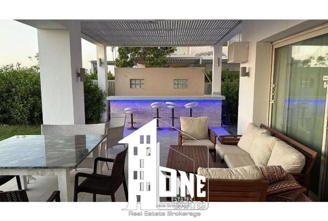 8125980 - Property Image 2