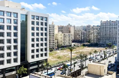 Apartment - 3 Bedrooms - 2 Bathrooms for rent in Mohamed Fawzy Moaz St. - Smouha - Hay Sharq - Alexandria
