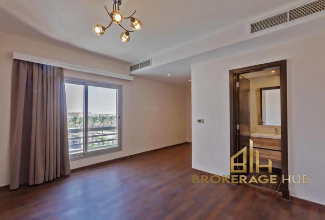 8192459 - Property Image 2