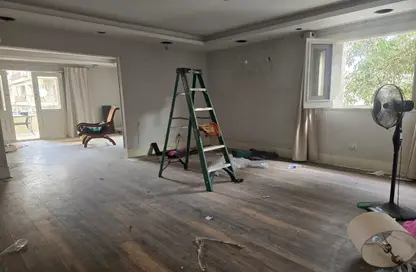 Apartment - 3 Bedrooms - 4 Bathrooms for sale in Gameat Al Dewal Al Arabeya St. - Mohandessin - Giza