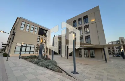 بناية كاملة - استوديو - 4 حمامات للبيع في ديستريكت 5 - كمبوندات التجمع الخامس - التجمع الخامس - مدينة القاهرة الجديدة - القاهرة