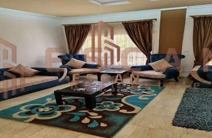 فيلا - 3 غرف نوم - 3 حمامات للايجار في شارع ام كلثوم - الرحاب المرحلة الثالثة - الرحاب - مدينة القاهرة الجديدة - القاهرة