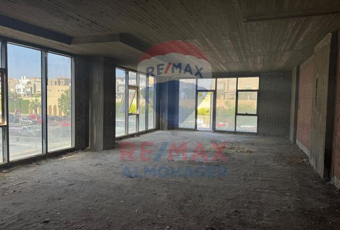 8477629 - Property Image 3