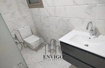 شقة - 3 غرف نوم - 2 حمامات للبيع في شارع الدكتور محمد النبوي المهندس - الحديقة الدولية - الحي السابع - مدينة نصر - القاهرة