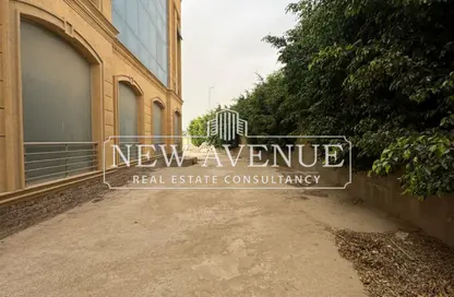 Whole Building - Studio - 7+ Bathrooms for sale in Trivium Square - North Teseen St. - The 5th Settlement - New Cairo City - Cairo