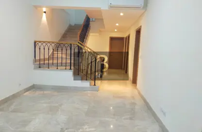منزل مزدوج - 3 غرف نوم - 4 حمامات للايجار في ستريت اوف دريمز - اب تاون كايرو - المقطم - القاهرة