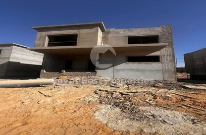 Villa - 6 Bedrooms - 6 Bathrooms for sale in Swan Lake Residence - 5th Settlement Compounds - The 5th Settlement - New Cairo City - Cairo