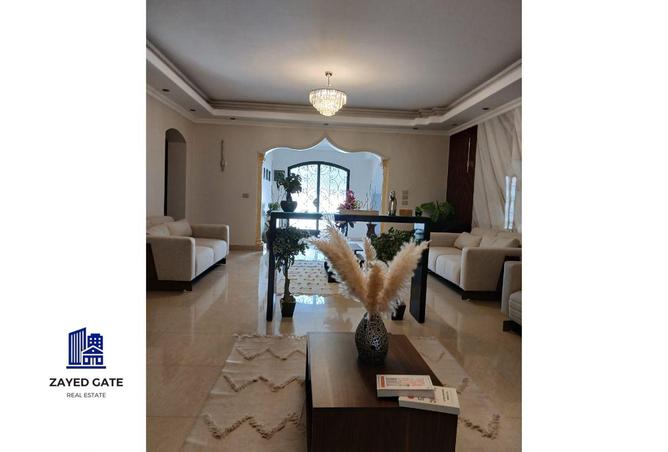 8064694 - Property Image 2